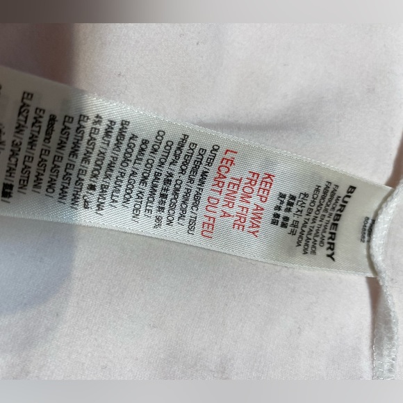 Burberry Baby Girl Layette SET! Logo Romper,Hat&Thomas Bear! EUC🔥Size 9 month💜 - Picture 13 of 14